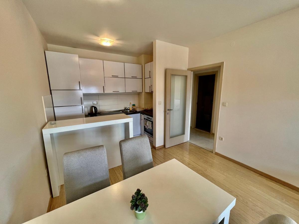 Fanky City Apartments Подгорица Экстерьер фото